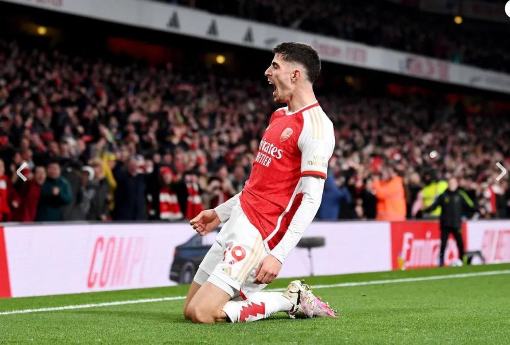  阿森纳绝杀曼联，史密斯·罗补时定乾坤