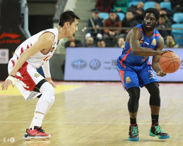  里尔核心中场重伤缺阵 球队战绩遭遇三连败  