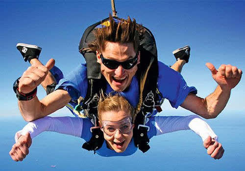  小萨25+10国王稳居西部前三  